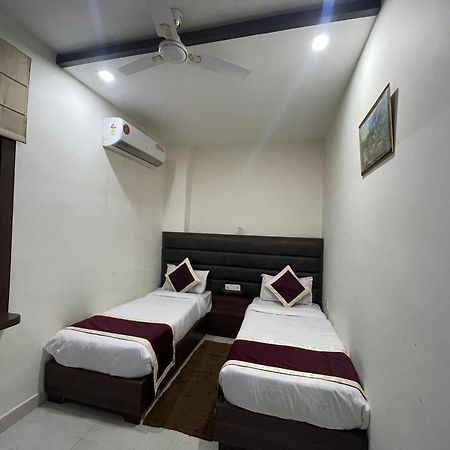 Hotel Opal Courtyard Agra  Ngoại thất bức ảnh