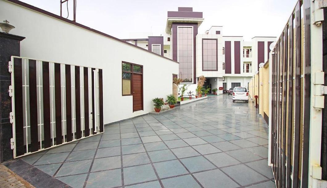 Hotel Opal Courtyard Agra  Ngoại thất bức ảnh