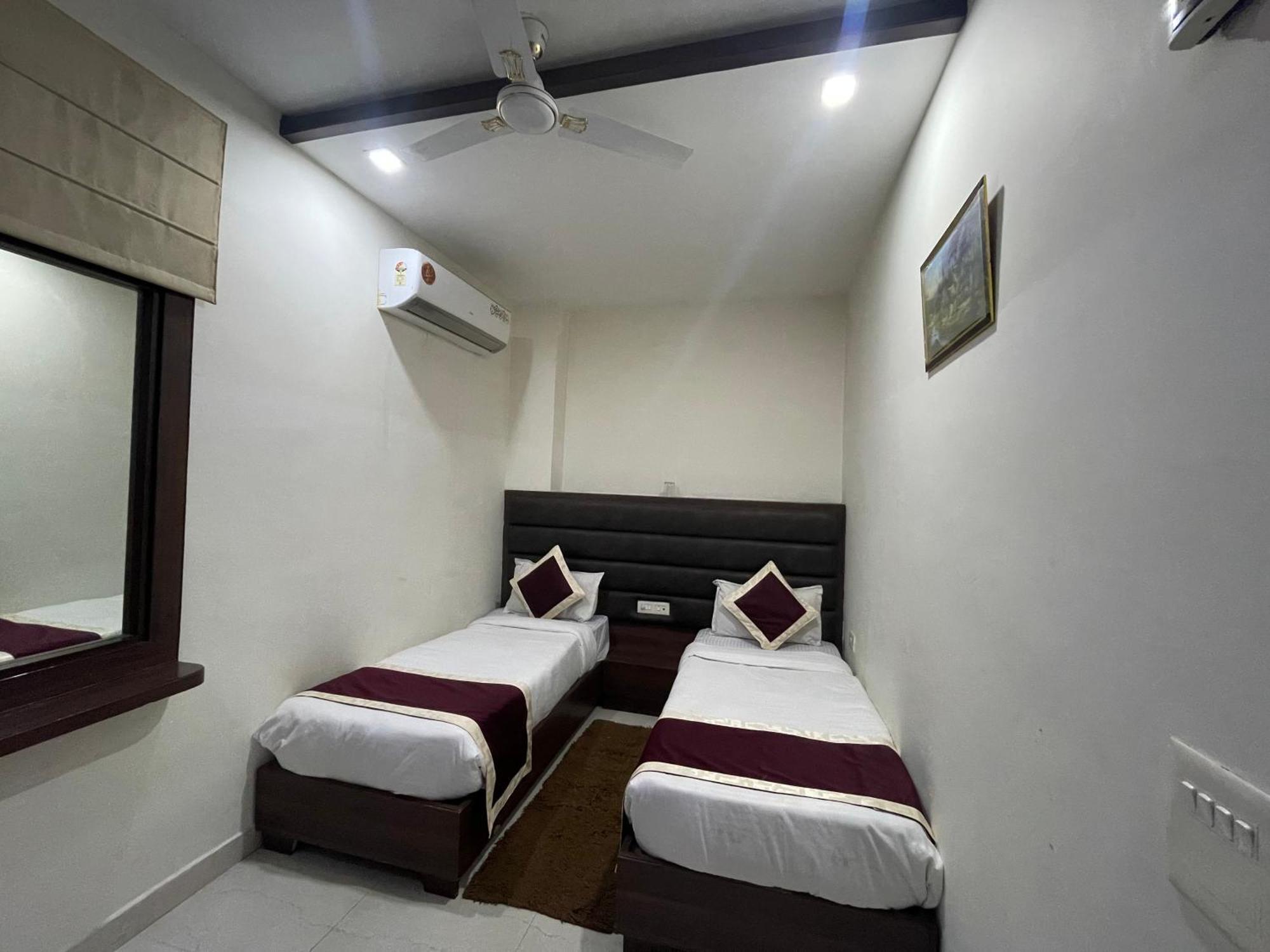 Hotel Opal Courtyard Agra  Ngoại thất bức ảnh